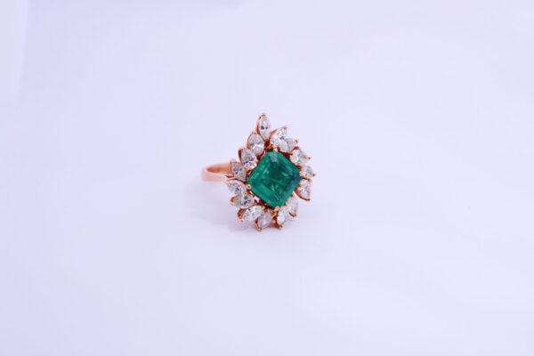 Diamond Ring with Stunning Green Stone