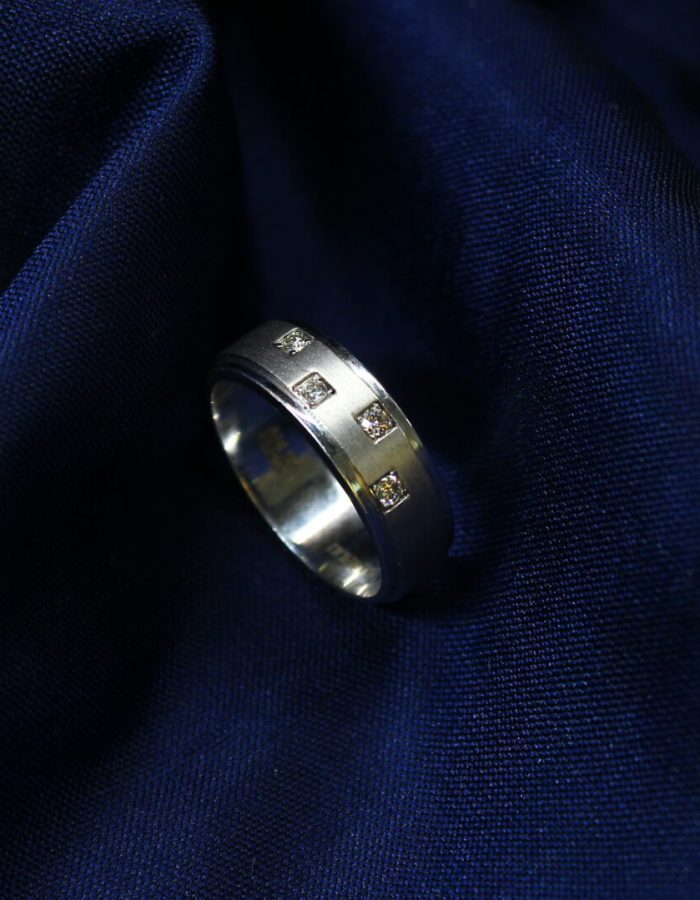 Minimalistic Platinum Finger Ring for Men